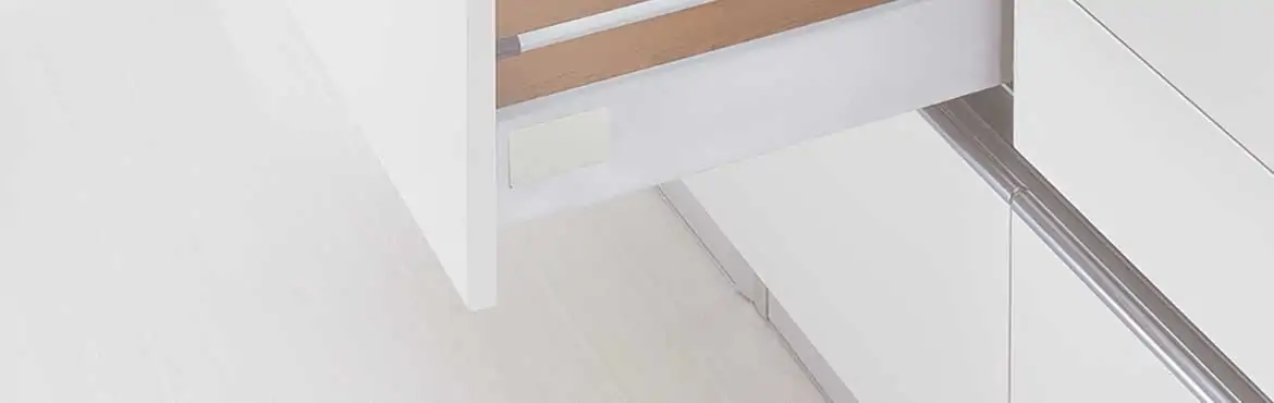 Drawer and Cabinet Accessories | Cutlery Inserts | Plate Stacks | UK
