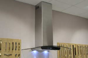 Stainless steel & curved glass cooker hood