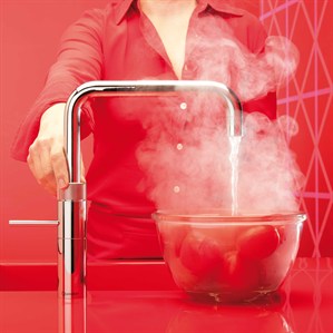 Quooker Fusion Square Chrome Boiling Water Tap Peeling Tomatoes